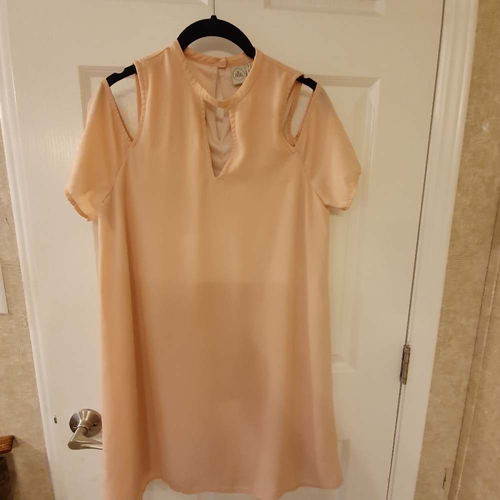 Peach Blush Short Sleeves Shoulder out Shirt Blouse Paper Crane S
